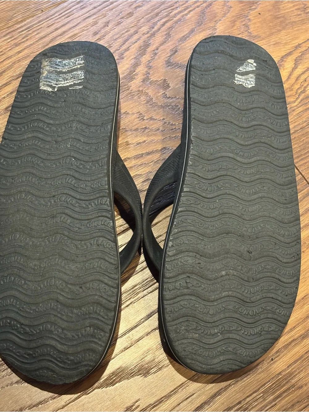 O'Neill Men's Black Flip Flops with Branded Straps